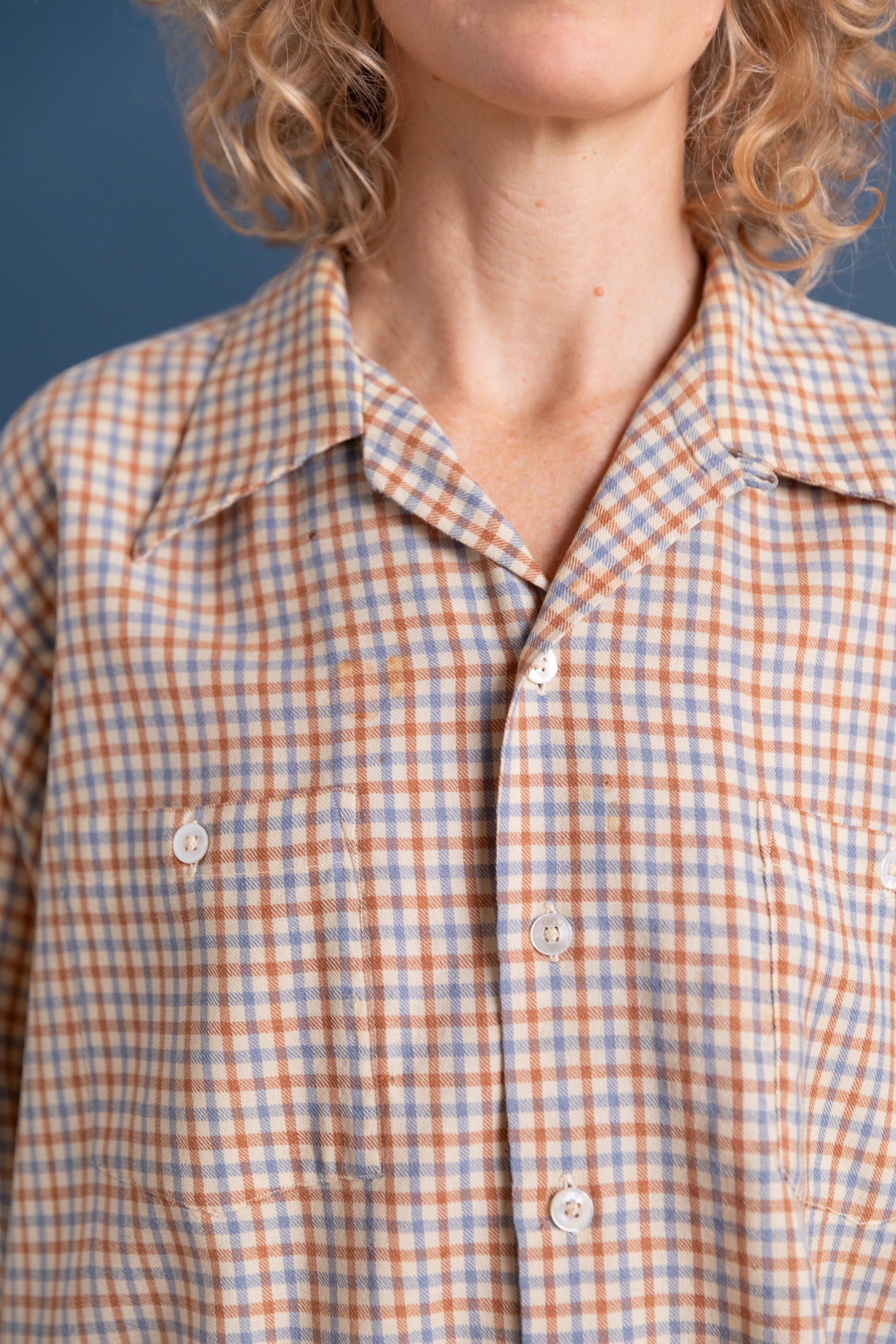 VINTAGE WOOL BUTTON UP SHIRT