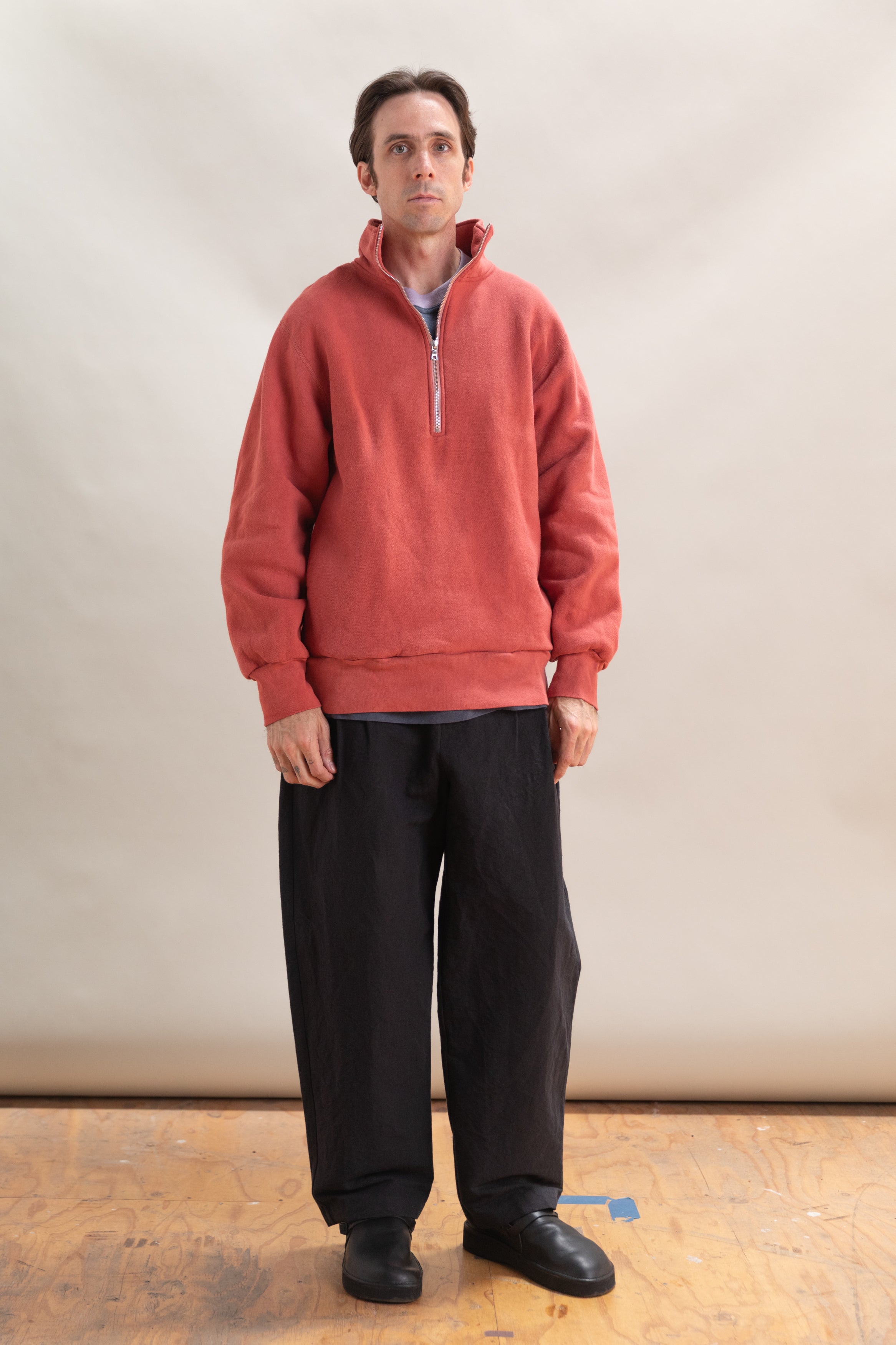 AIRPORT HALF-ZIP SWEATSHIRT IN NATURALLY DYED CHERRY