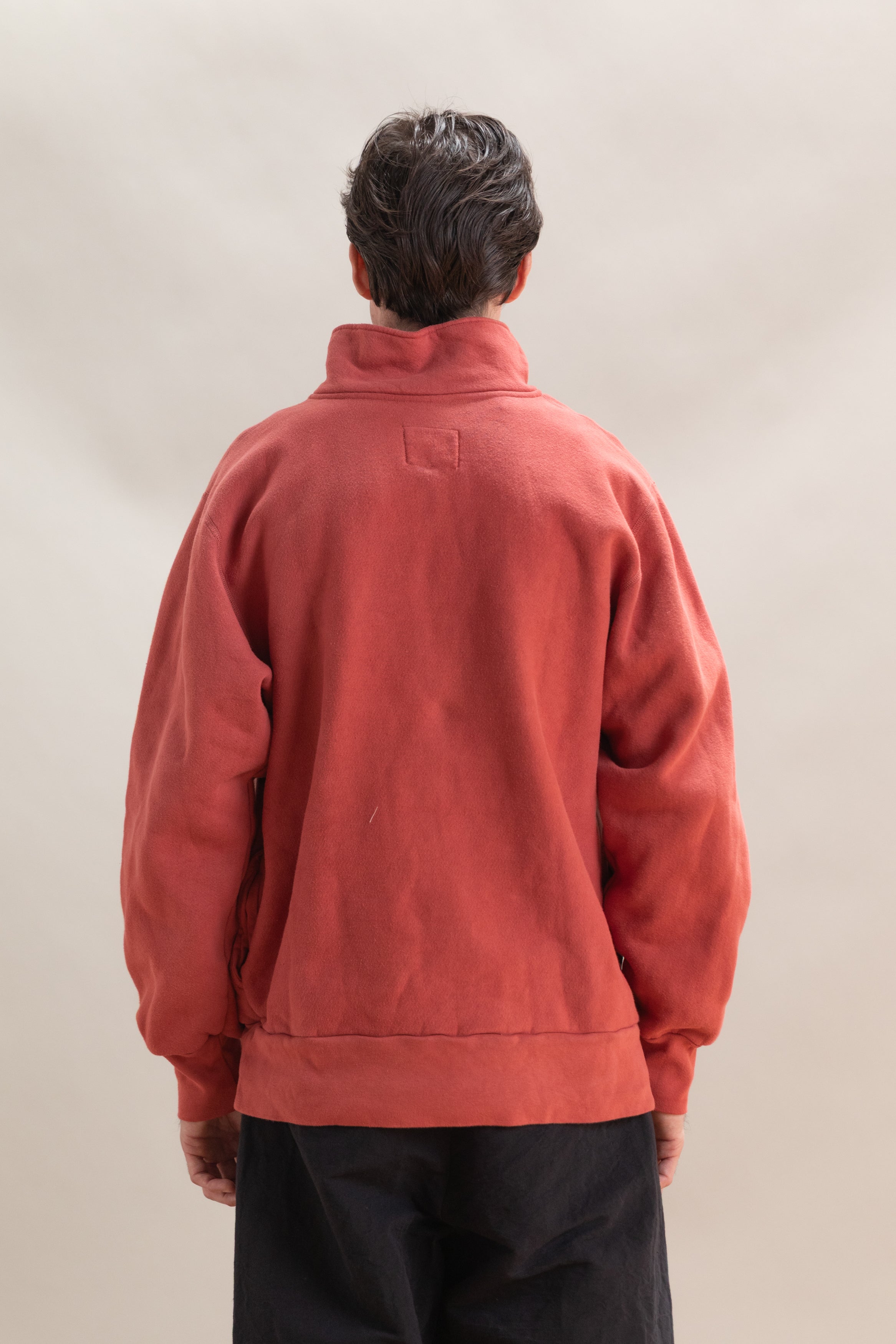 AIRPORT HALF-ZIP SWEATSHIRT IN NATURALLY DYED CHERRY