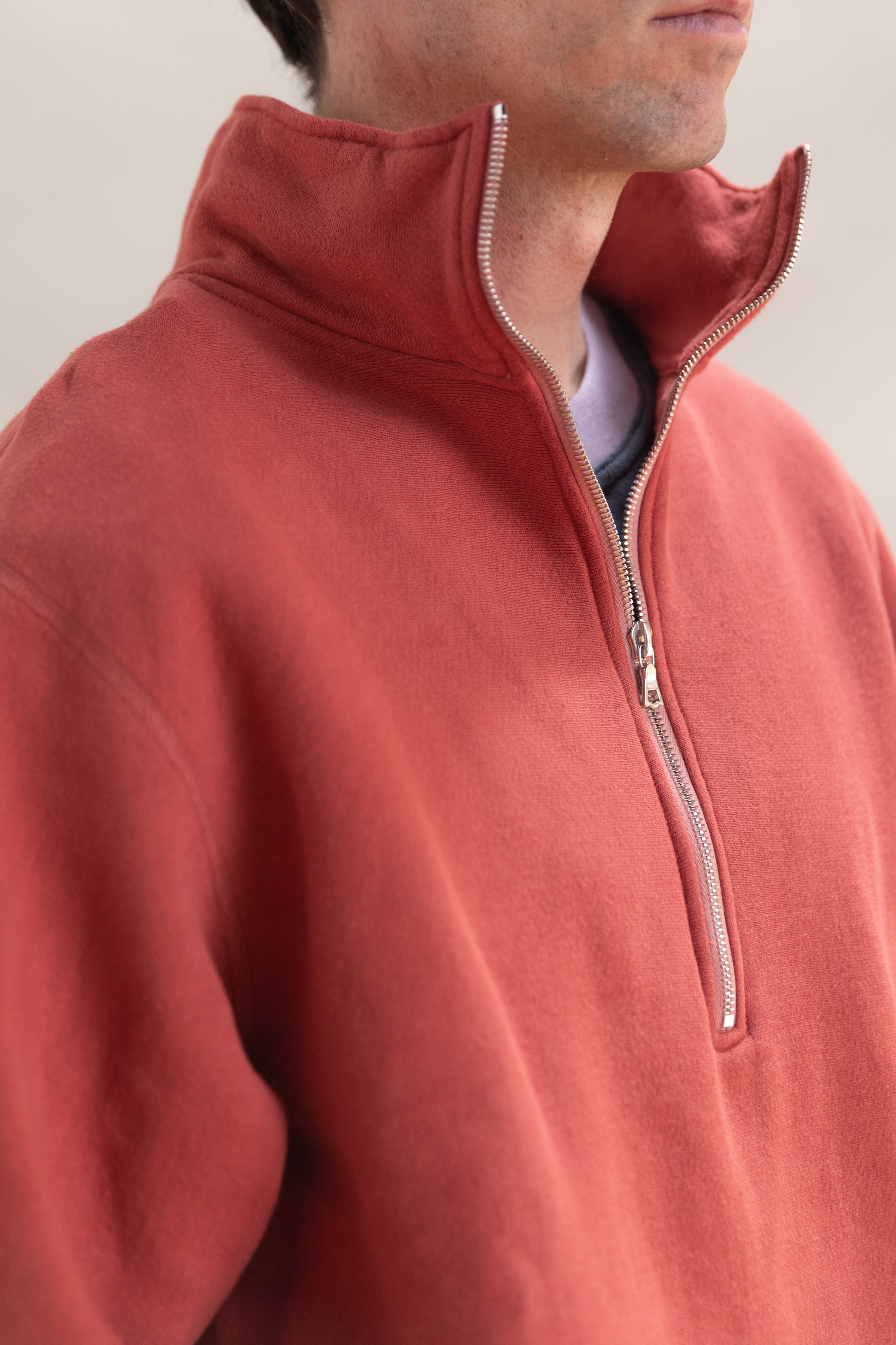 *p(R)ojectR® Half Zip Sweat AIRPORT HALF-ZIP SWEATSHIRT IN NATURALLY DYED CHERRY