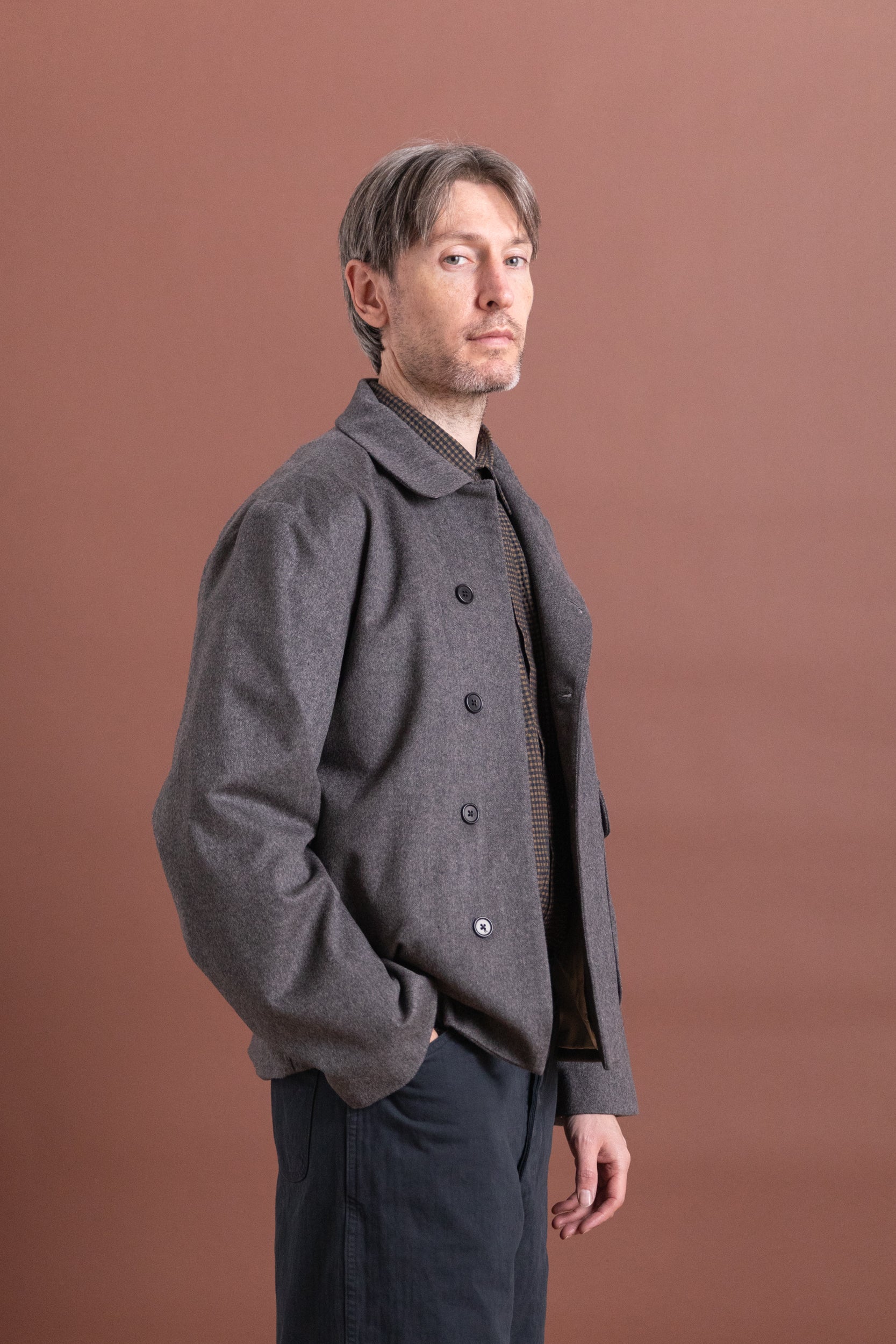 AIRPORT JACKET IN GREY HERRINGBONE WOOL CASHMERE