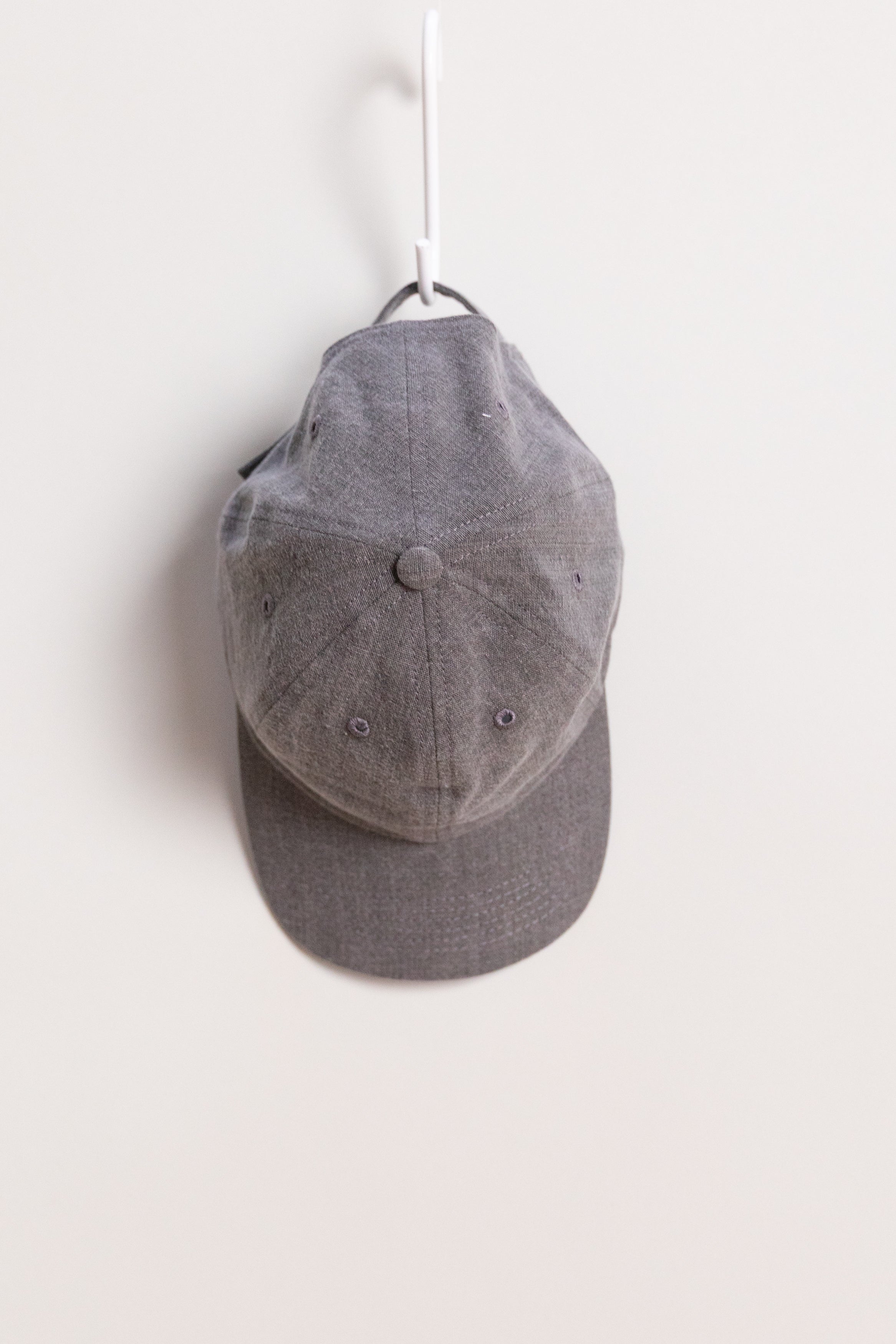 BALL CAP IN GREY SUMI COTTON
