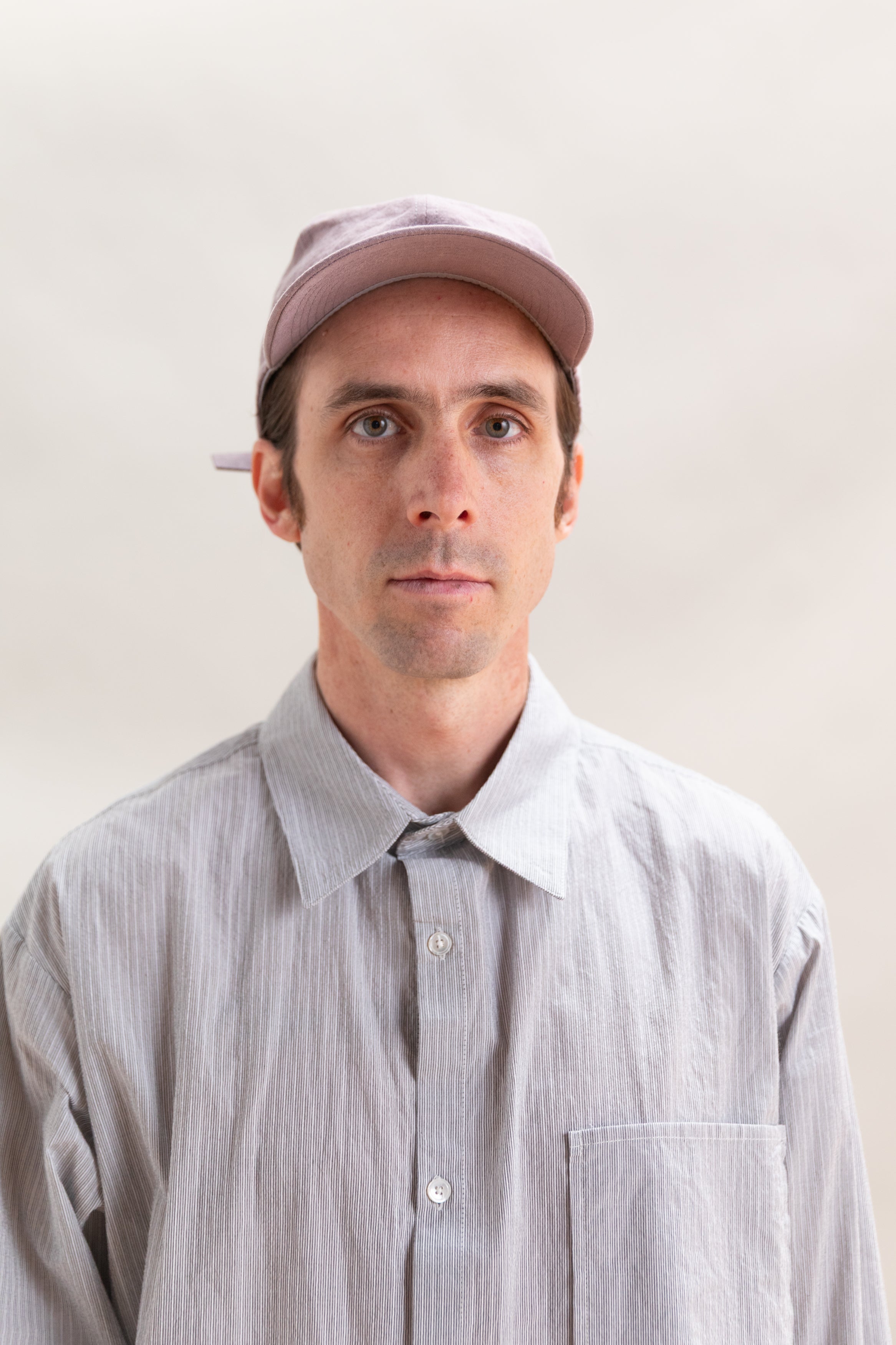 BALL CAP IN MAUVE LINEN