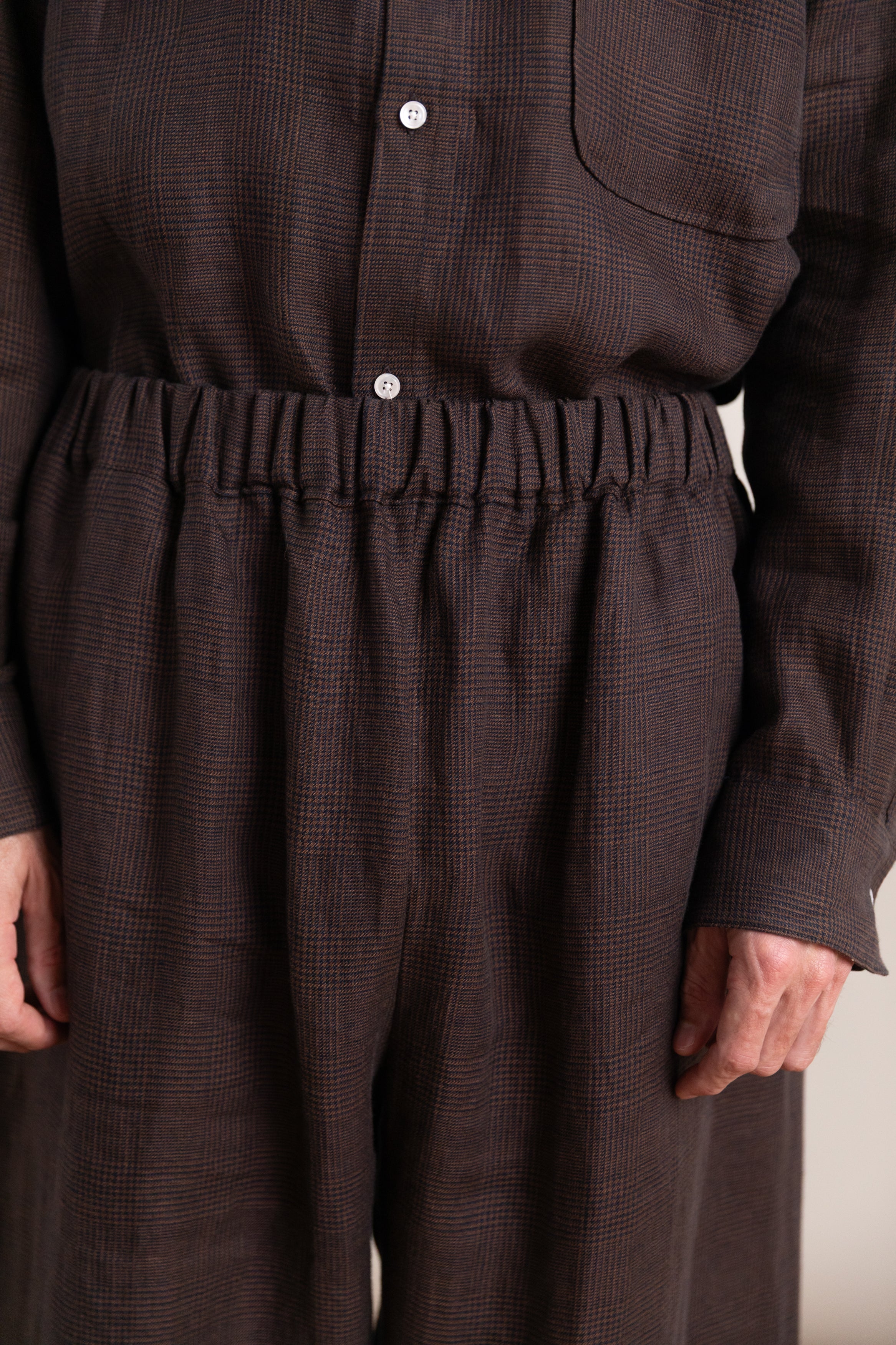 STUDIO PANT IN INK AND TOBACCO PLAID