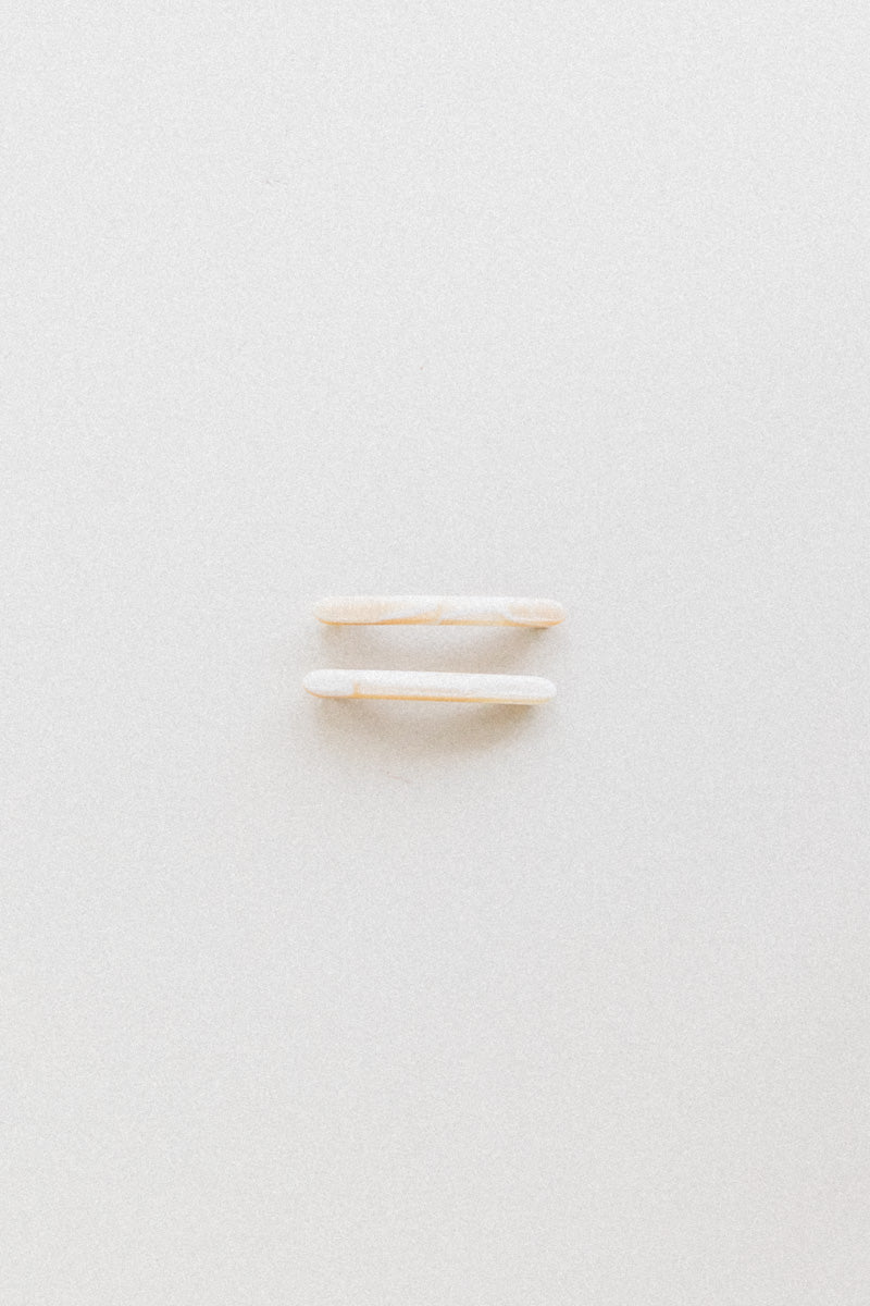 PETITE LINE BARRETTE SET IN PEARL