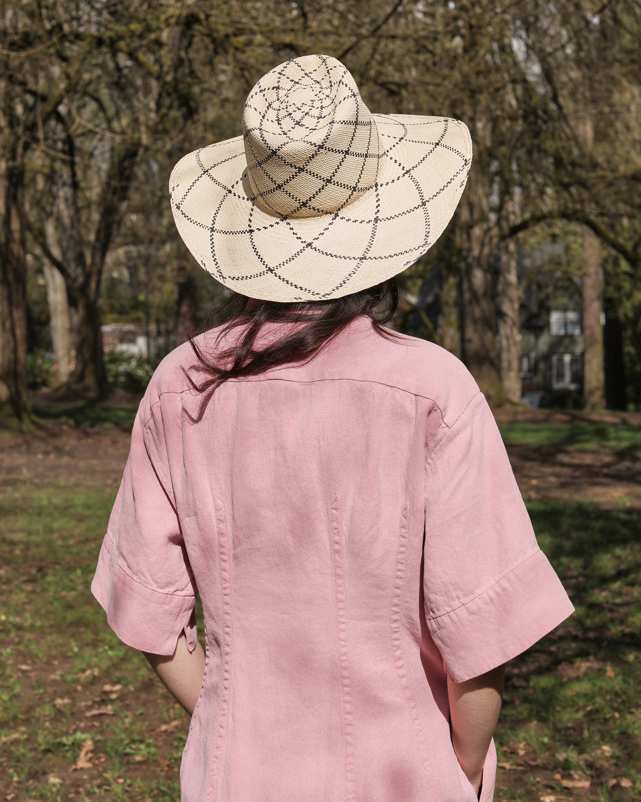 MARKET HAT IN CHECK PANAMA STRAW