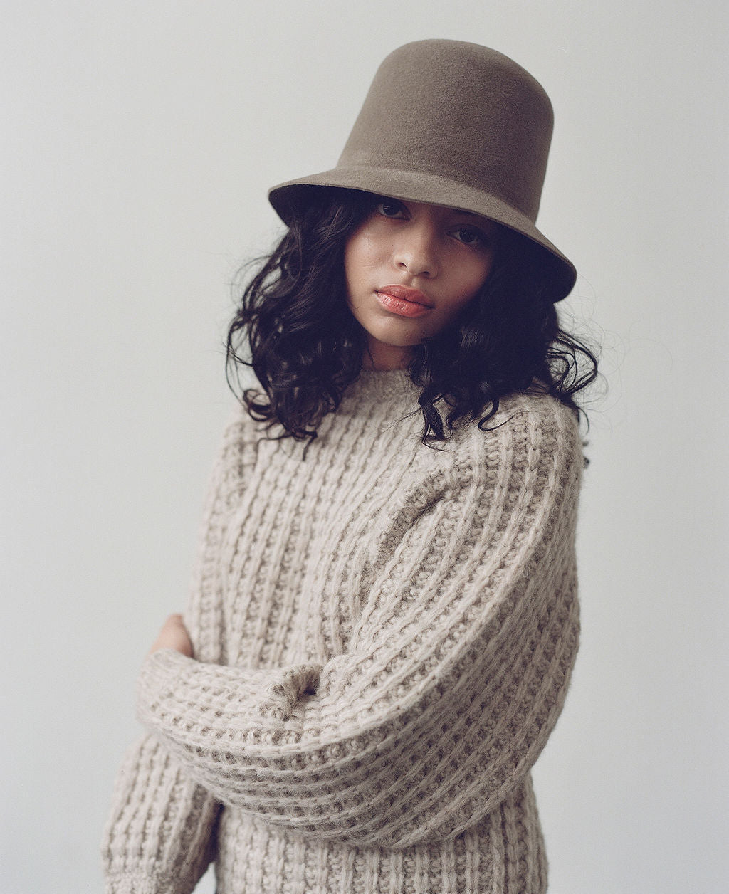 BUCKET HAT IN VELOUR FELT