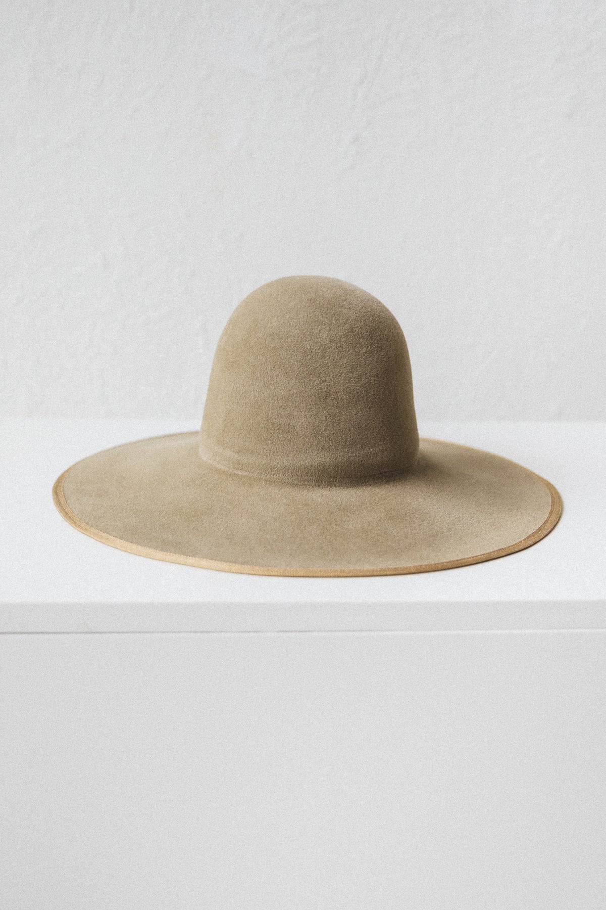 FESTIVAL HAT IN VELOUR FELT