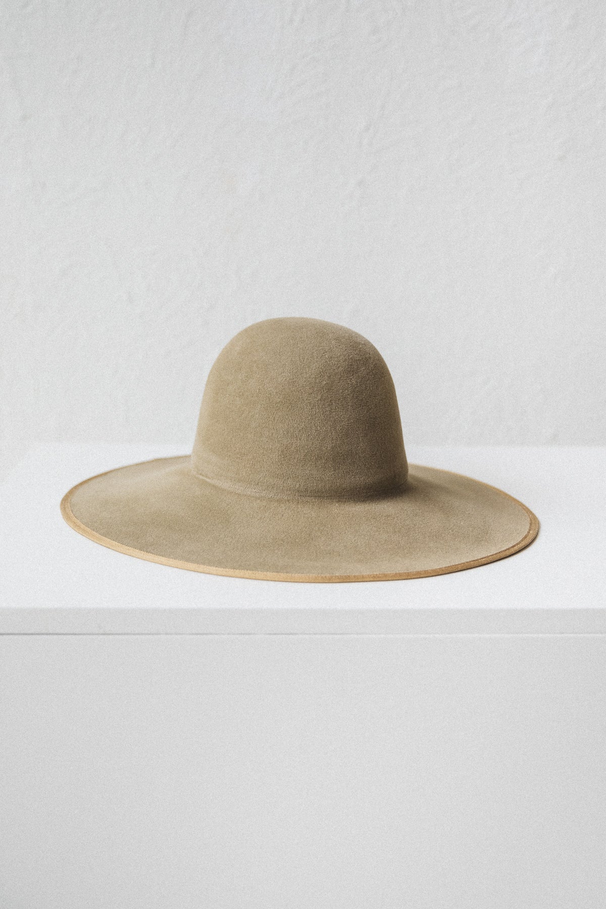 FESTIVAL HAT IN VELOUR FELT — Shop Boswell - Main Image