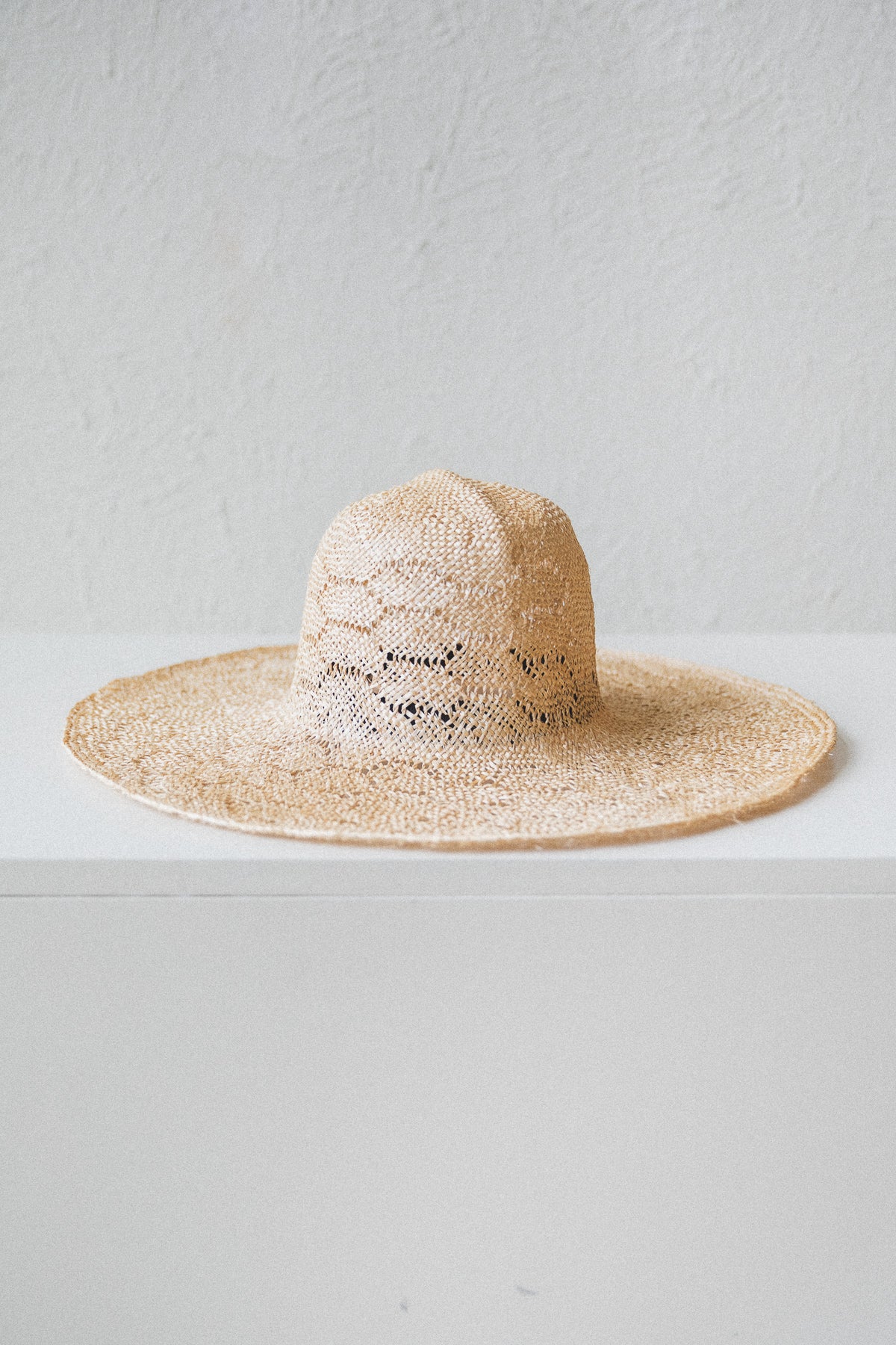 OPTIMO PACKABLE HAT IN HONEYCOMB