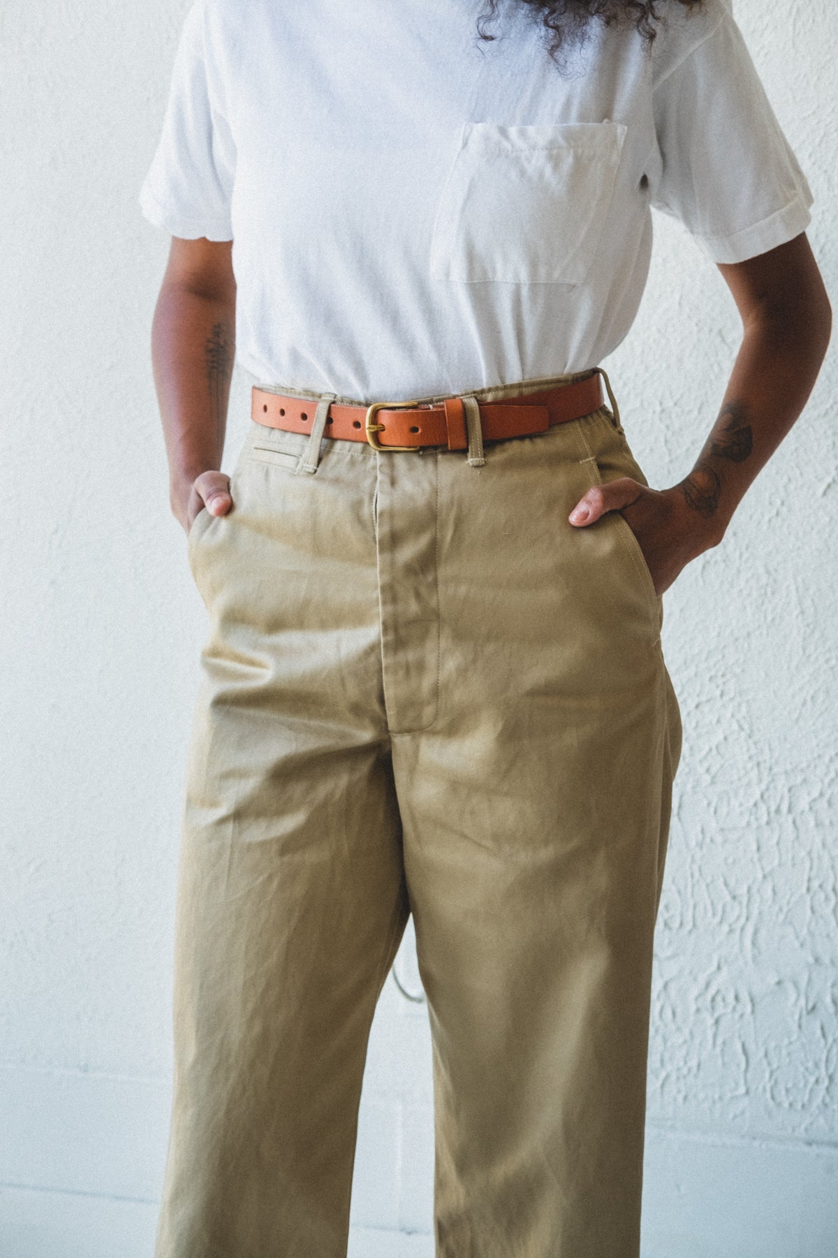 ARMY FIT TROUSER IN KHAKI