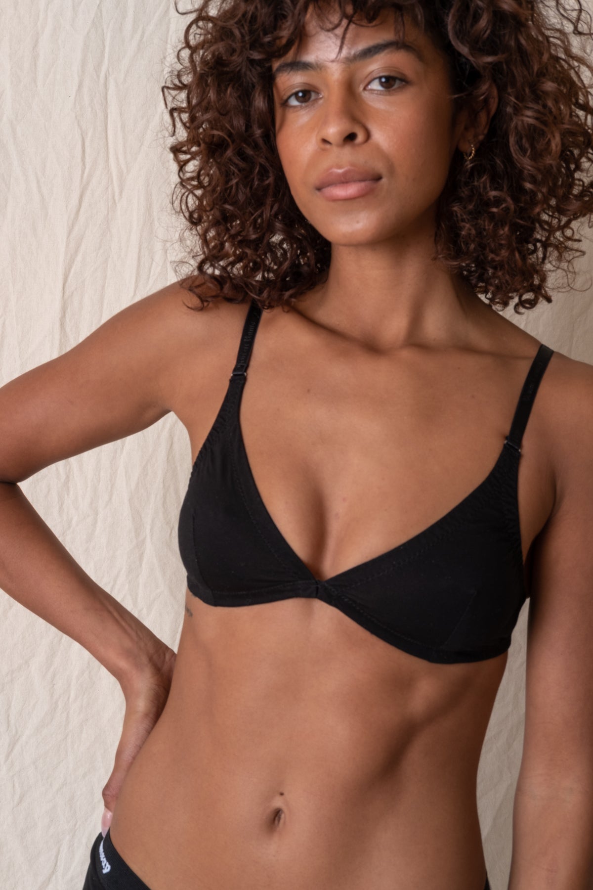 CLASSIC BRA IN BLACK CRISP COTTON