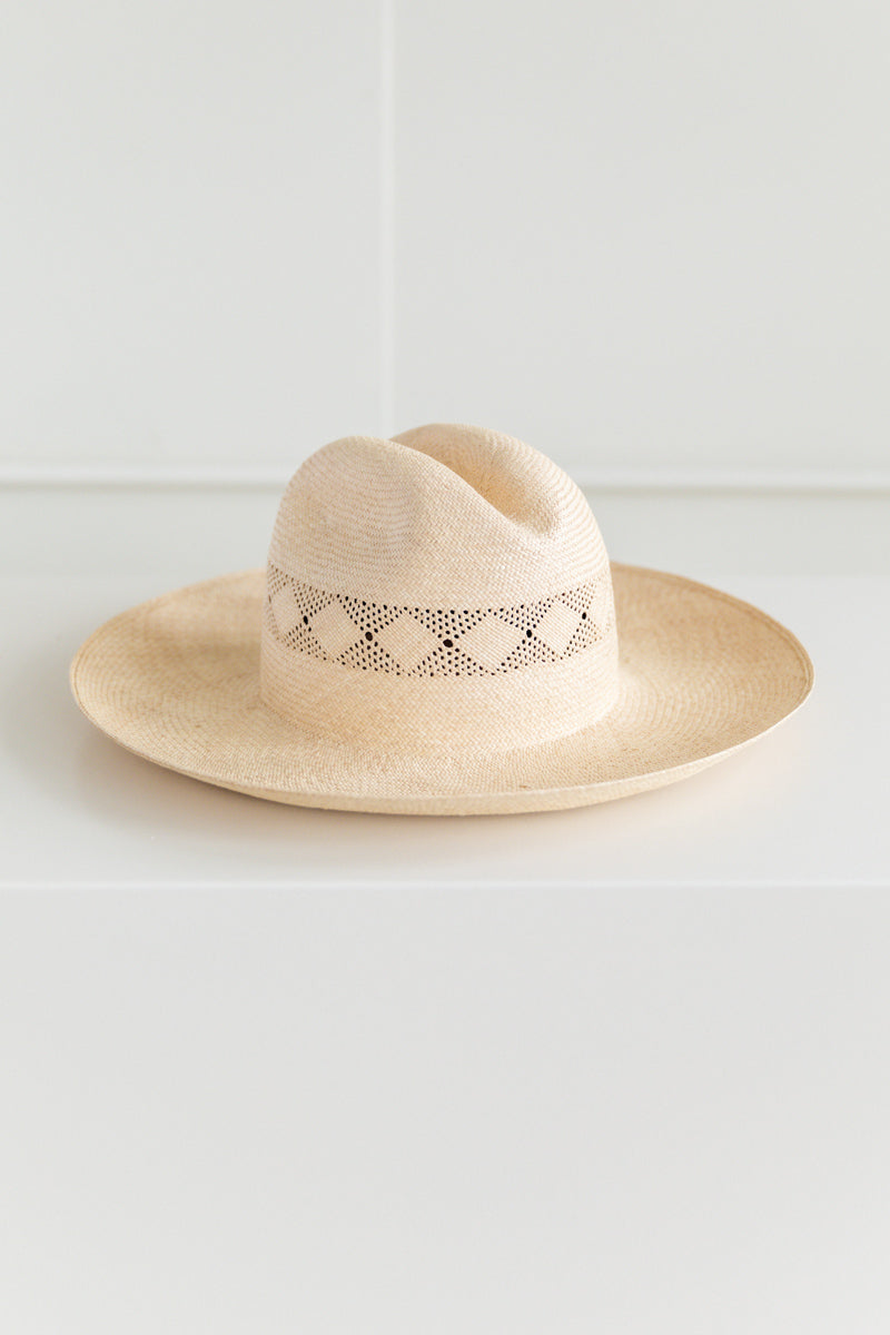 SAVOY EXTRA IN PANAMA STRAW