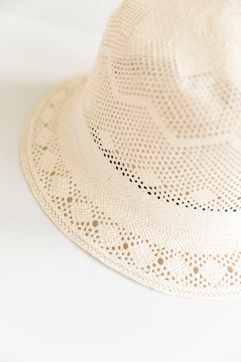 TRIPPER HAT IN PANAMA STRAW