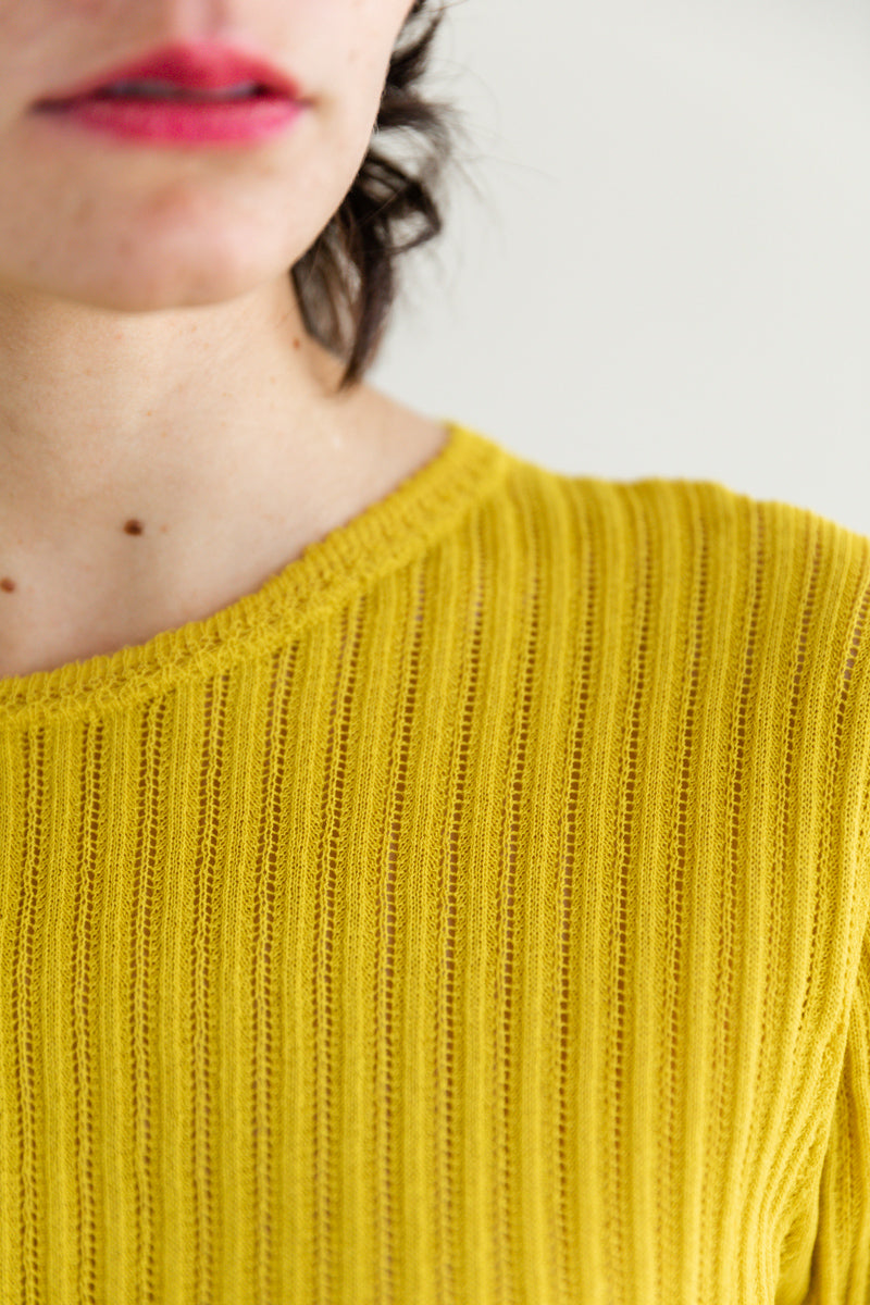 KNITTED LACE PULLOVER IN YELLOW