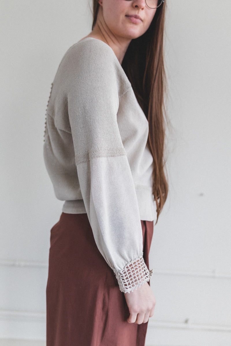 KNIT WASHI CARDIGAN IN BEIGE