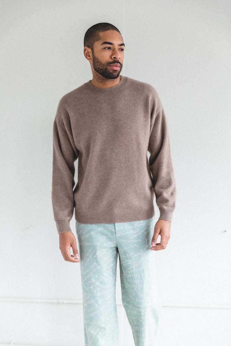 BABY CASHMERE KNIT PULLOVER IN LIGHT BROWN