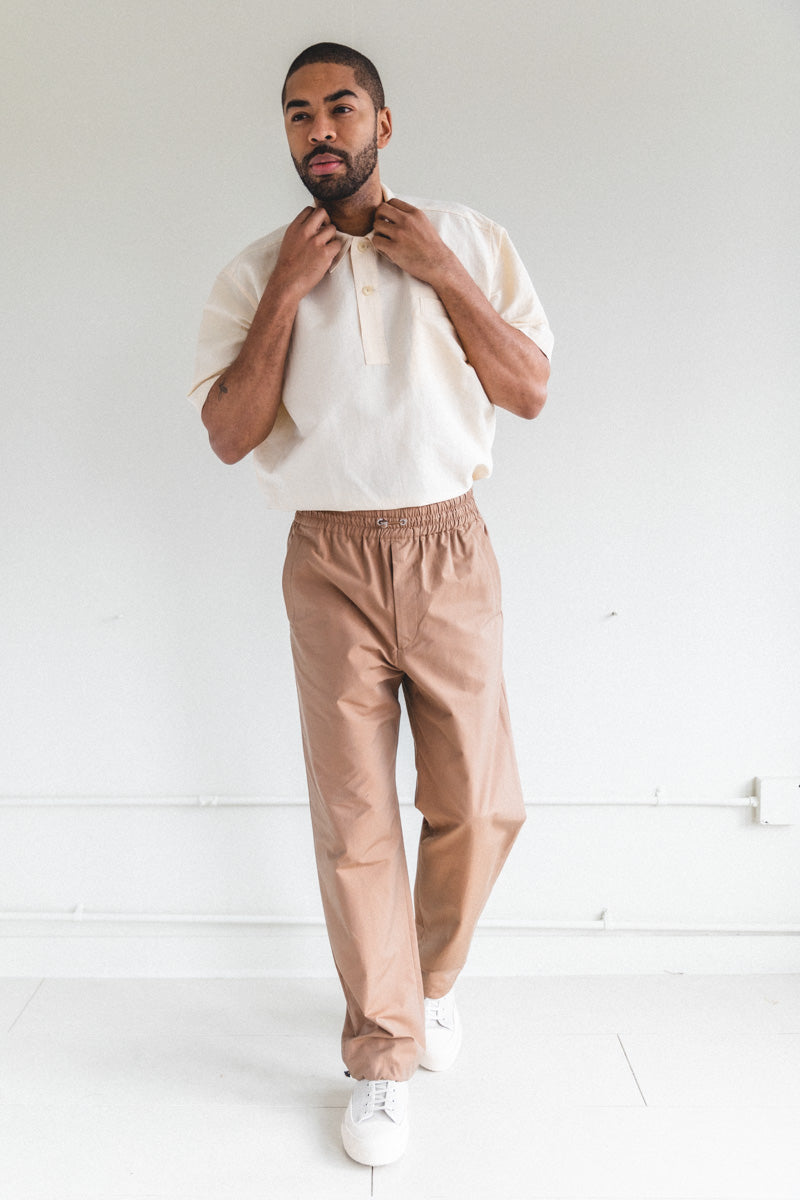 FINX TUSSAH CHAMBRAY EASY PANTS IN LIGHT BROWN CHAMBRAY