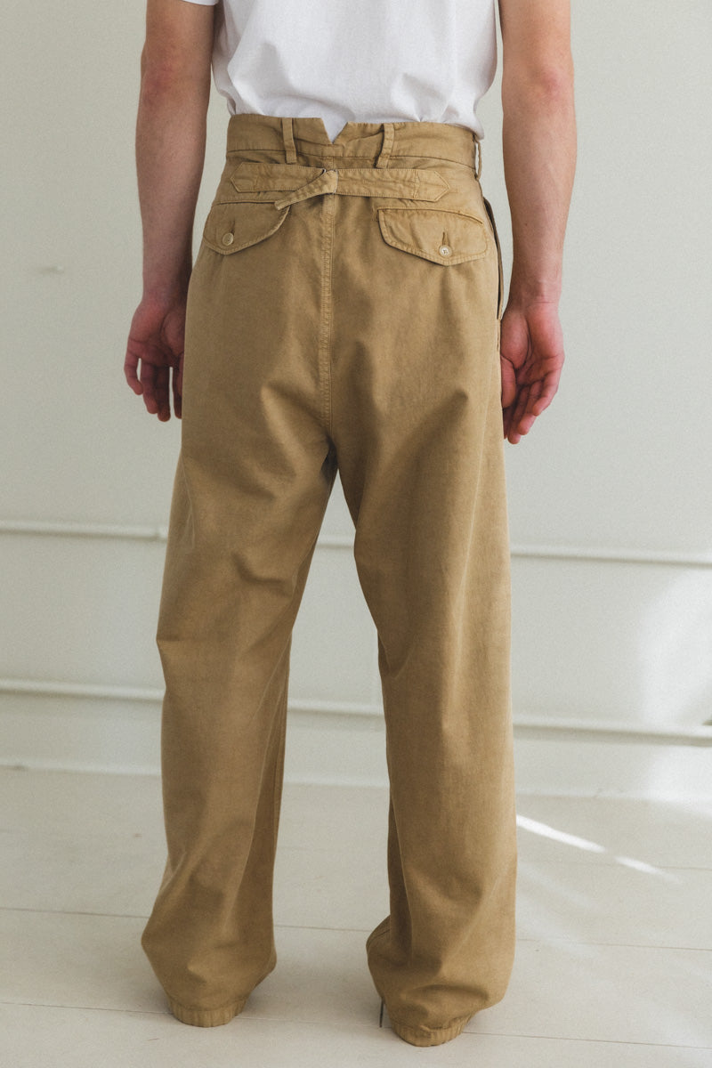 FINX NATURAL GABARDINE PRODUCT DYED PANTS IN FADE BEIGE