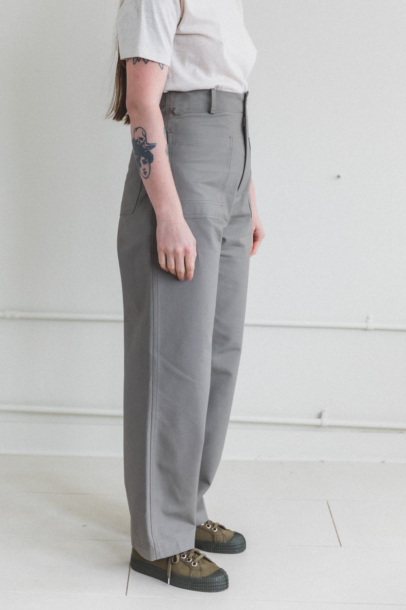 HOWIE PANT IN MUSHROOM TWILL