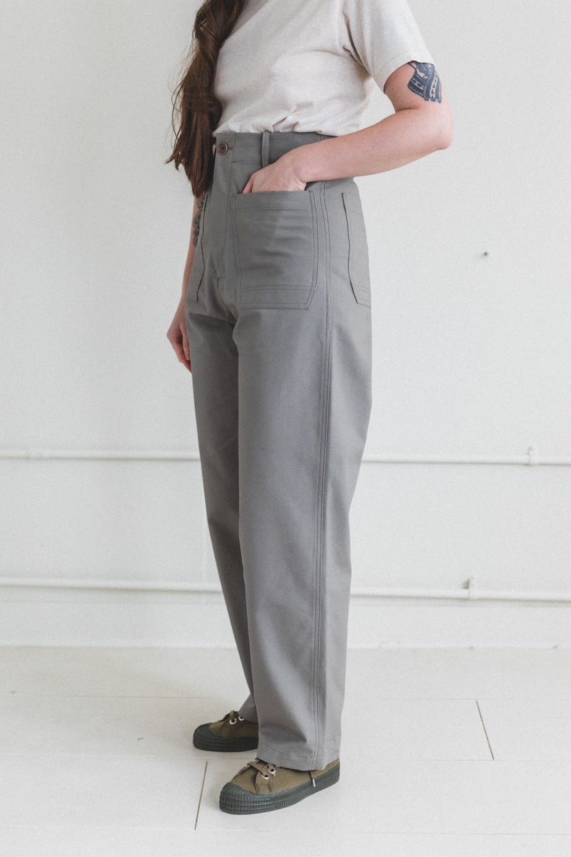 HOWIE PANT IN MUSHROOM TWILL