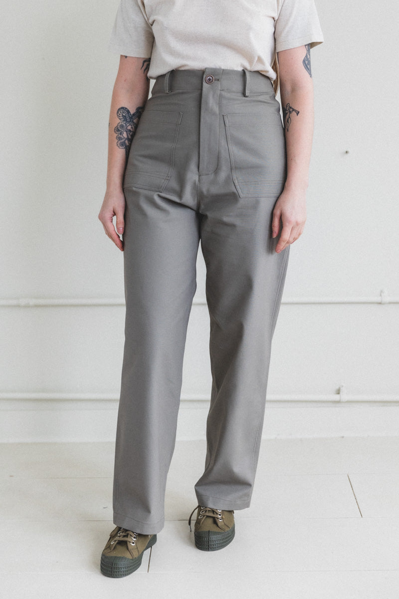 HOWIE PANT IN MUSHROOM TWILL