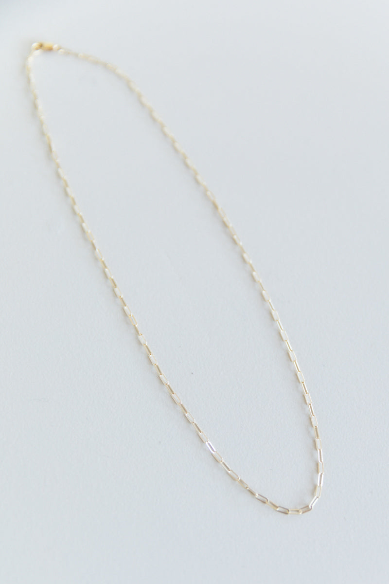 ESSENTIAL OVAL CHAIN NECKLACE