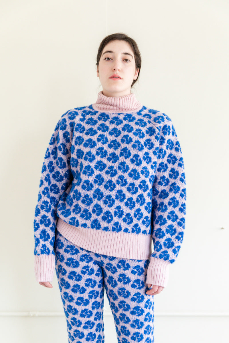 GOLGOLI TURTLENECK IN DUSTY PINK & BLUE