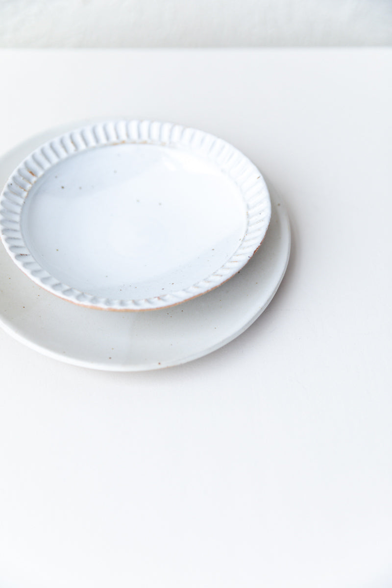 LUNCH PLATE IN MATTE WHITE GLAZE