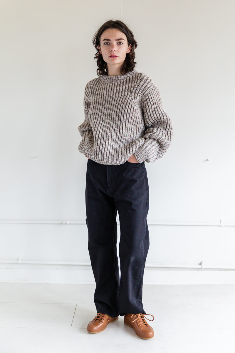 OMBU SWEATER IN STONE