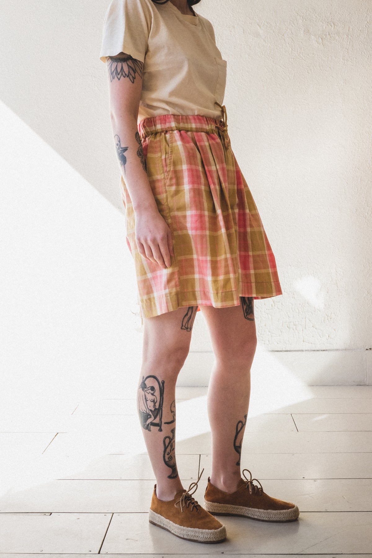 BRIDGE SHORTS IN PINK STORY CHECK