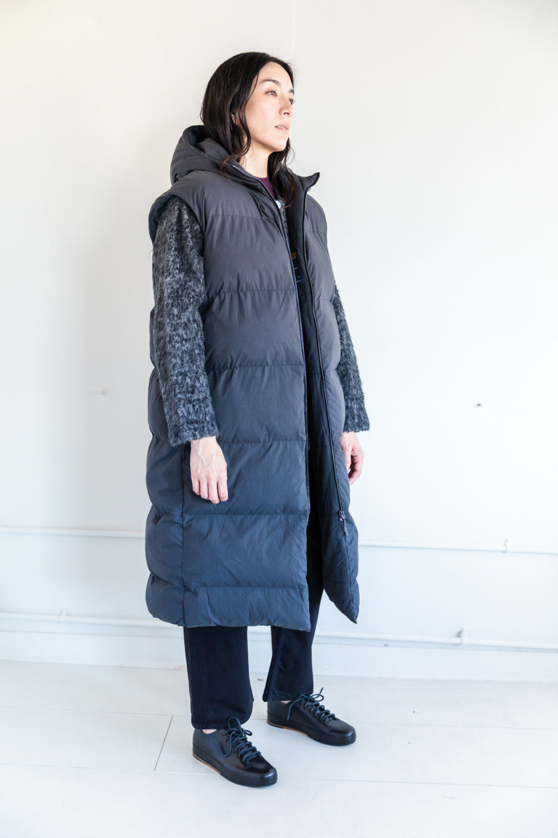 HAZAN PADDED VEST IN BLACK